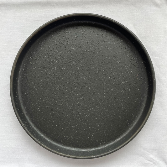 23cm丸切立皿|黒曜 こくよう