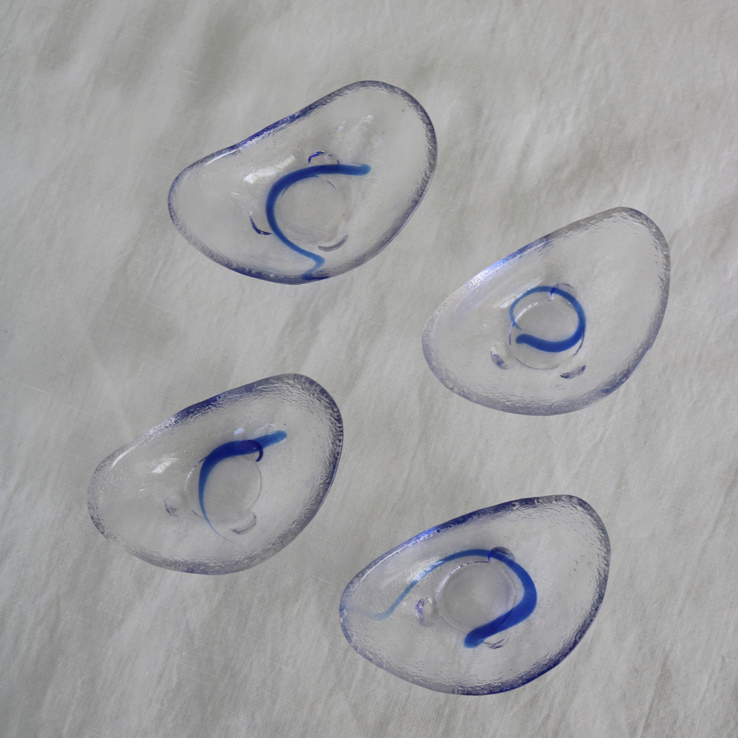 硝子ミニ小鉢ビーンズ(青)