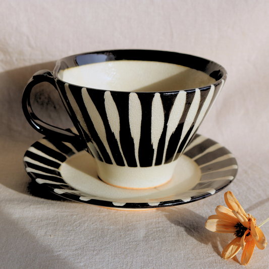 ティーカップ&ソーサー|黒十草