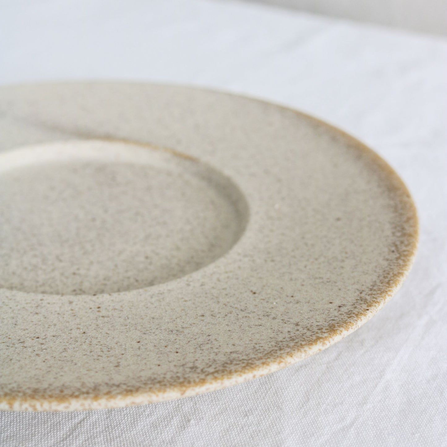 平型プレート｜絹衣