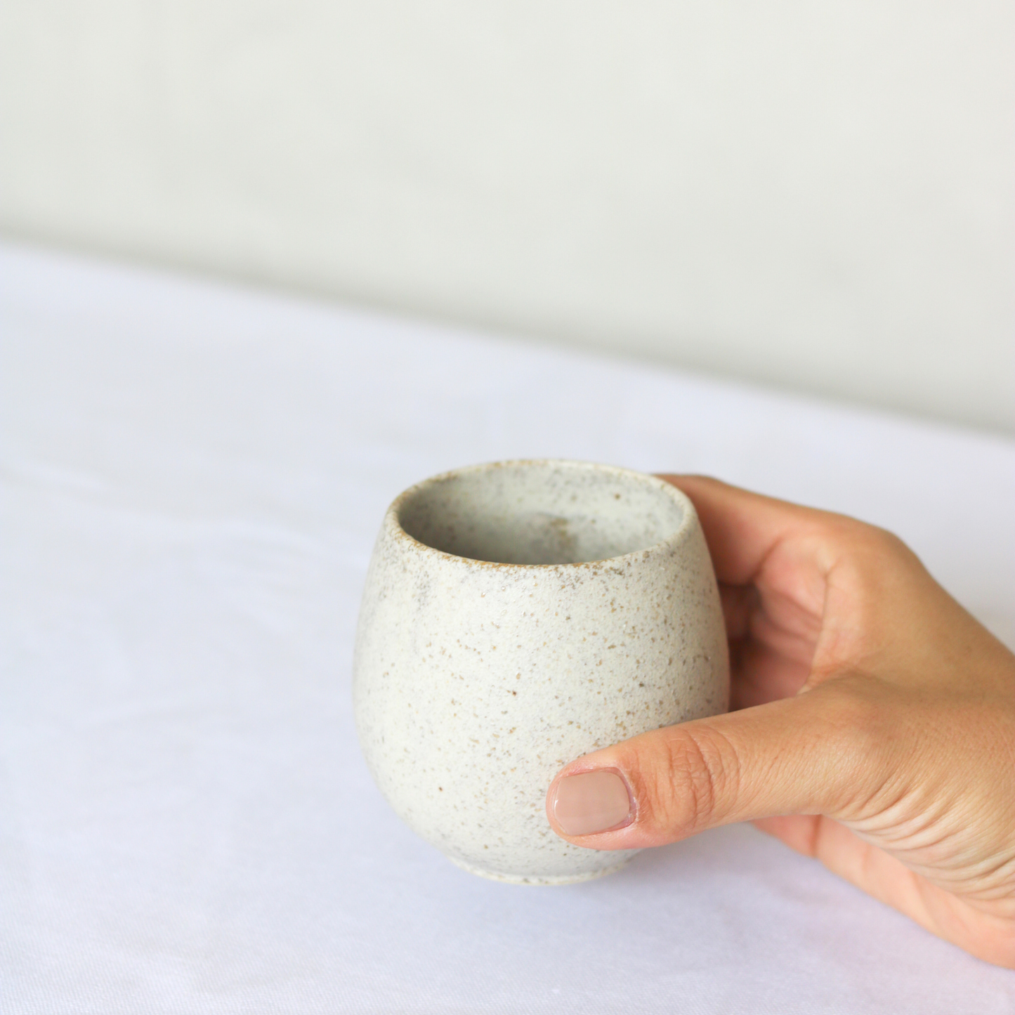 玉子型湯呑｜絹衣